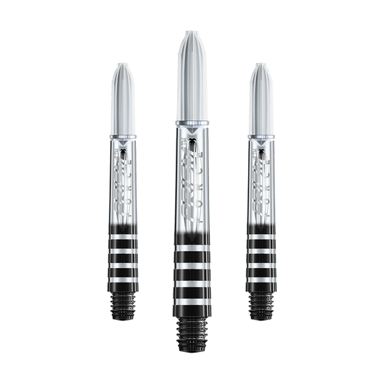 7020-106_Winmau_Prism_Force_Shafts_Clear_35mm_12WE9IBvpWpaul Auf dem Bild sind drei transparente Dartschäfte mit schwarzen Ringen zu sehen. Sie sind unterschiedlich lang und haben den Aufdruck "Prism Force".