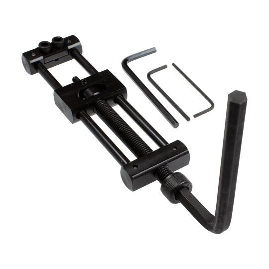 Designa Dart Repointer Black Pro Edition - Tip Changer Abgebildet ist der Designa Dart Repointer Black Pro Edition - Spitzenwechsler. Mit diesem Produkt können Dartspitzen einfach ausgetauscht werden.