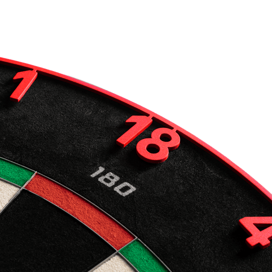 Precise 180 Endorphine steel dartboard with number ring - Inferno Red Dieses Bild zeigt das Precise 180 Endorphine Steeldartboard mit Nummernring in Inferno Red. Das Dartboard eignet sich ideal für anspruchsvolle Dartspieler.